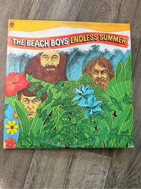 The Beach Boys 1974 "Endless Summer" Vintage Album Cover, 2 vinyl LP & poster.